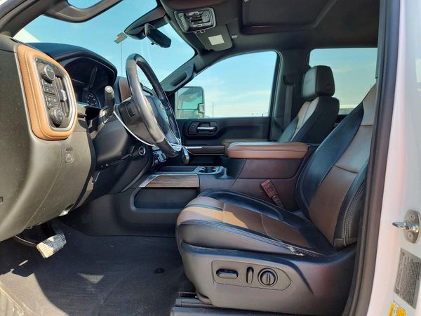 2020 CHEVROLET SILVERADO High Country