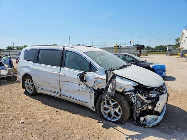 2018 CHRYSLER PACIFICA