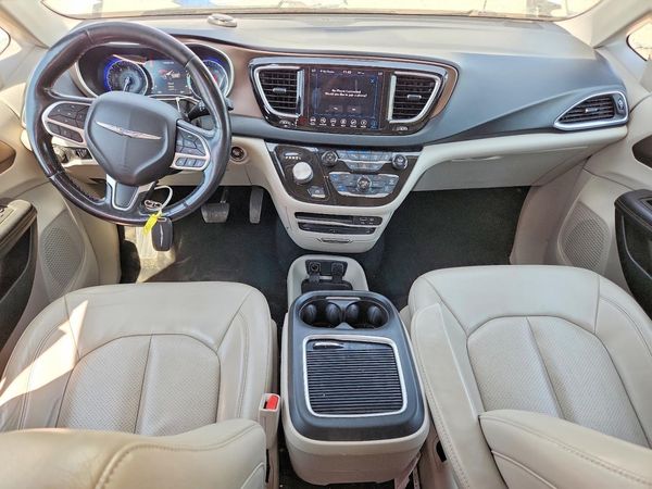 2018 CHRYSLER PACIFICA