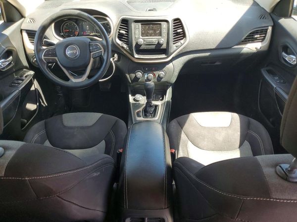 2015 JEEP CHEROKEE Sport