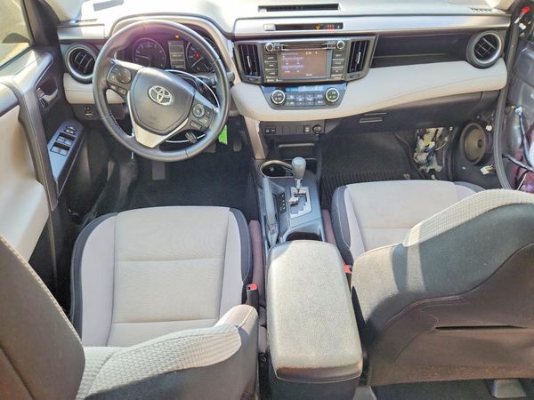 2017 TOYOTA RAV4 XLE