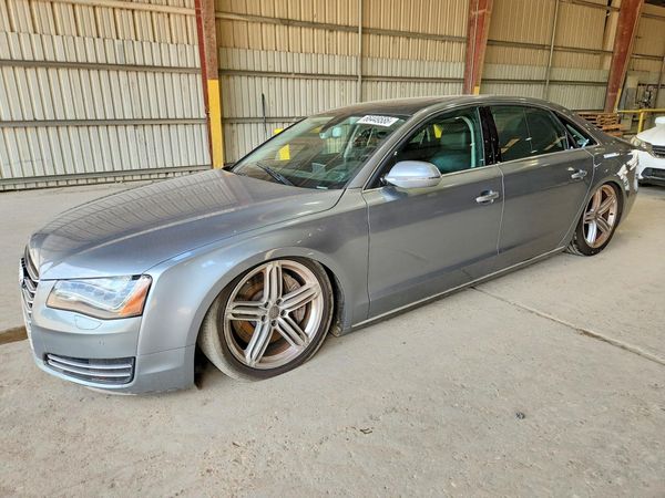 2013 AUDI A8