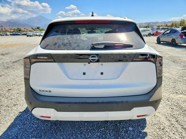 2026 NISSAN KICKS