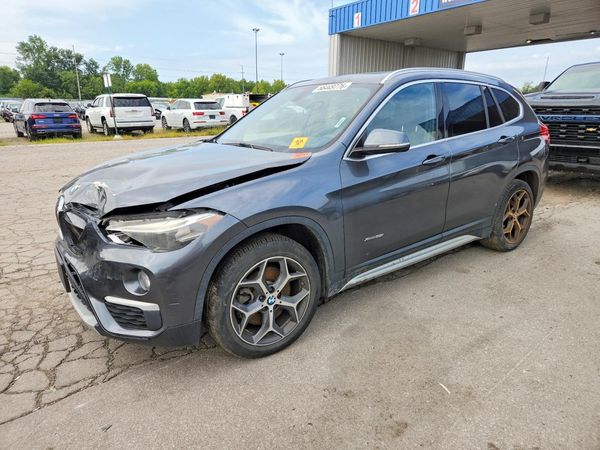 2016 BMW X1 xDrive28i — Front 3/4