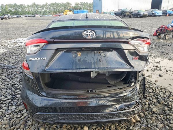 2021 TOYOTA COROLLA