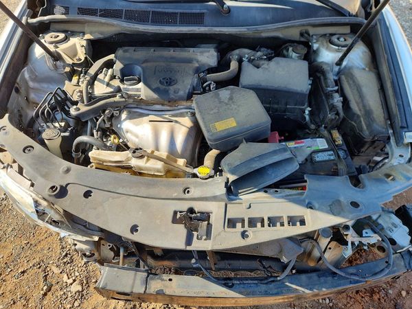 2014 TOYOTA CAMRY