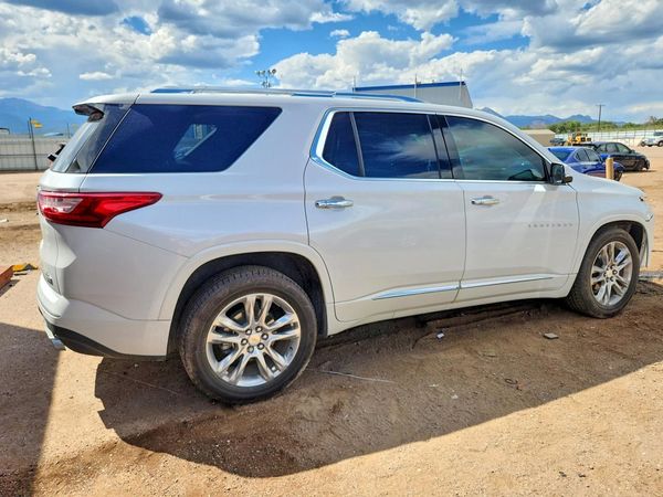 2019 CHEVROLET TRAVERSE High Country / RS