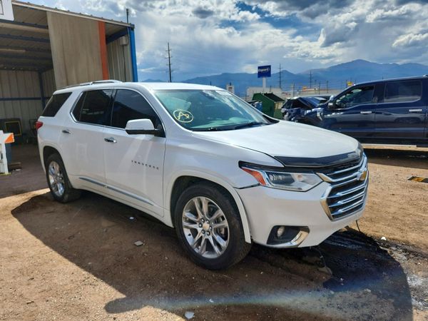 2019 CHEVROLET TRAVERSE High Country / RS