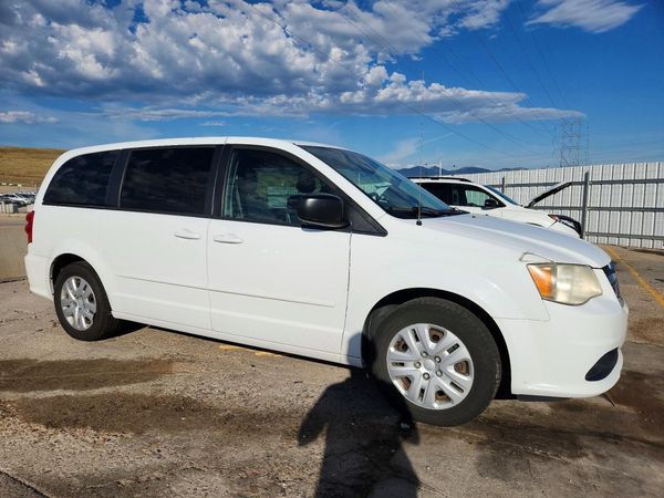 2014 DODGE GRAND CARAVAN SE