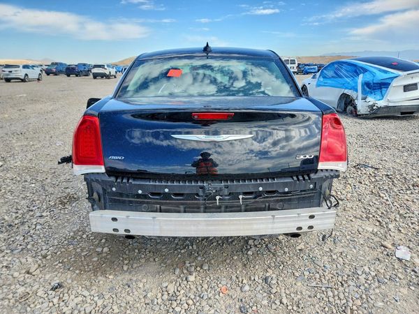 2018 CHRYSLER 300