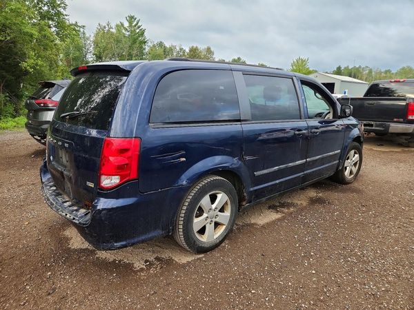 2014 DODGE GRAND CARAVAN SE