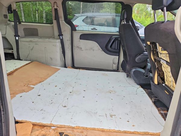 2014 DODGE GRAND CARAVAN SE