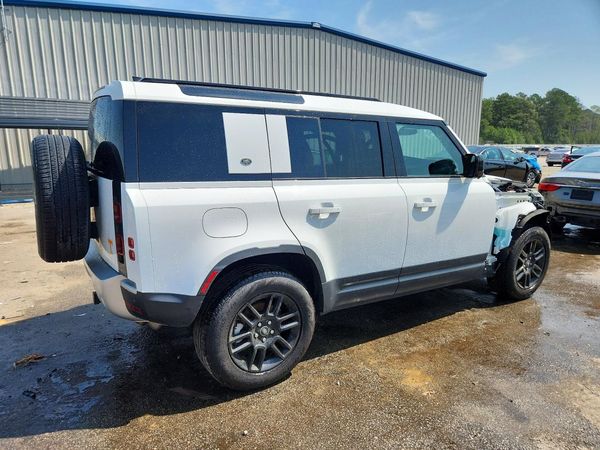 2024 LAND ROVER DEFENDER