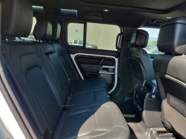 2024 LAND ROVER DEFENDER