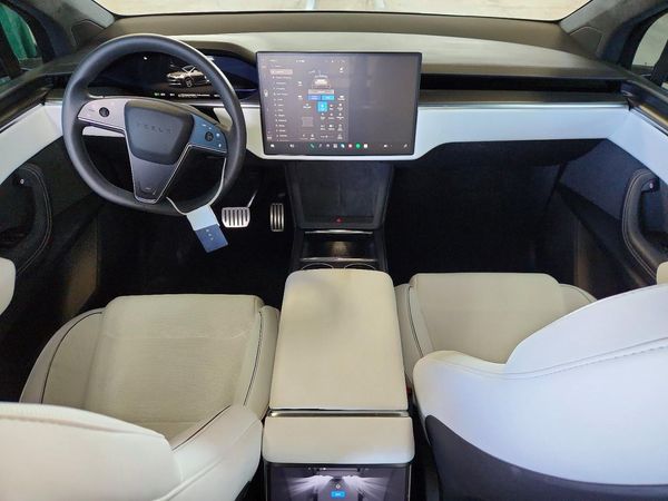 2023 TESLA MODEL X
