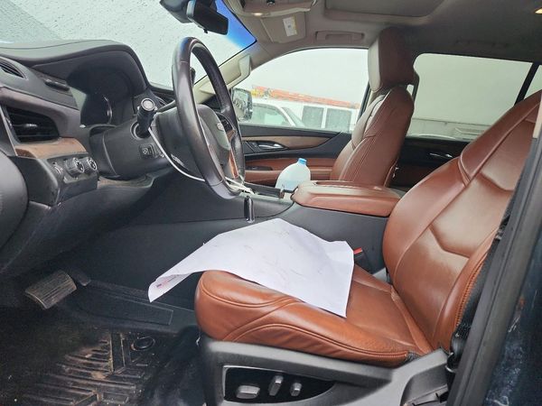 2019 CADILLAC ESCALADE Luxury