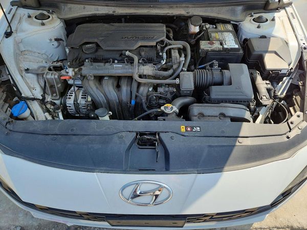 2022 HYUNDAI ELANTRA