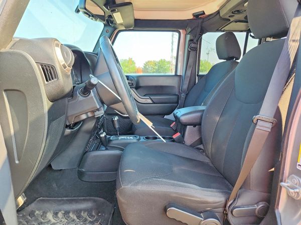 2018 JEEP WRANGLER UNLIMITED Unlimited Sport — DENT