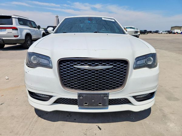 2017 CHRYSLER 300