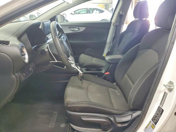 2022 KIA FORTE FE, LXS
