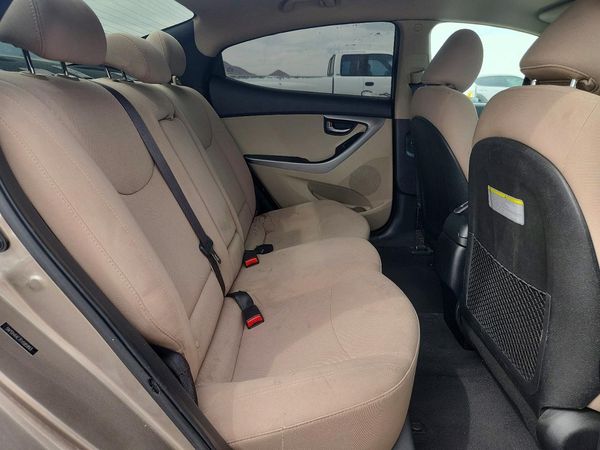 2015 HYUNDAI ELANTRA GLS(Middle)
