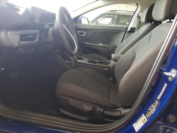 2026 KIA K4 LX, LXS