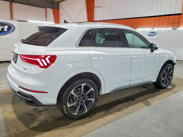 2025 AUDI Q3