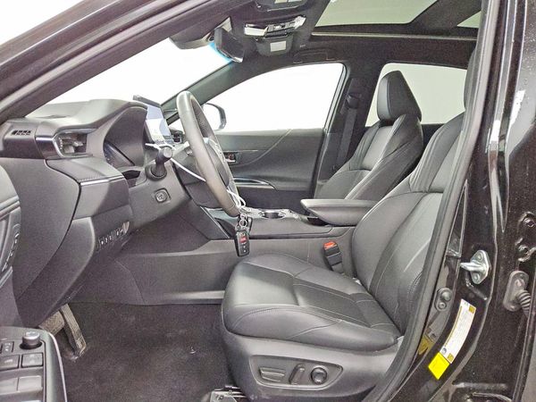 2023 TOYOTA VENZA