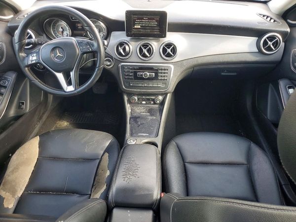 2015 MERCEDES-BENZ GLA