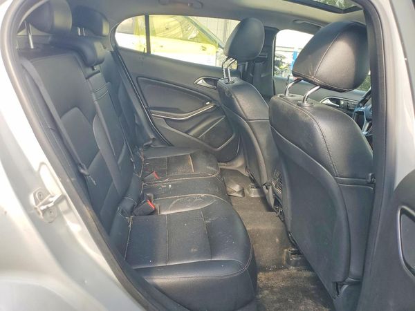 2015 MERCEDES-BENZ GLA