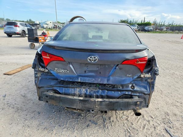 2018 TOYOTA COROLLA