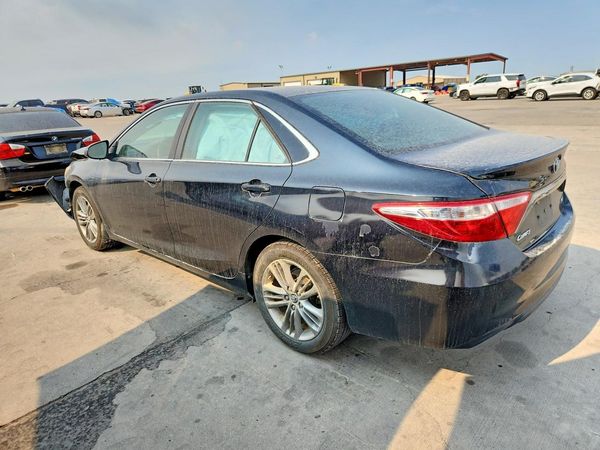 2015 TOYOTA CAMRY