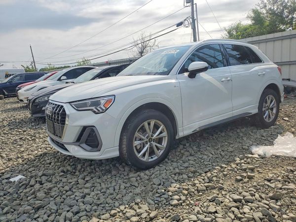2023 AUDI Q3
