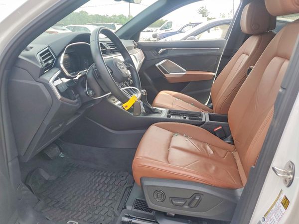 2023 AUDI Q3