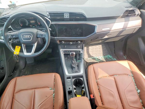 2023 AUDI Q3
