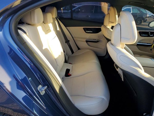 2024 MERCEDES-BENZ C
