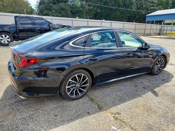 2021 HYUNDAI SONATA Limited