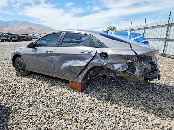 2021 HYUNDAI ELANTRA