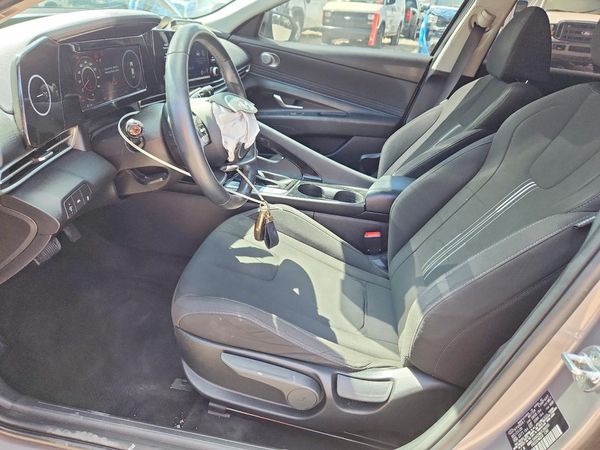 2021 HYUNDAI ELANTRA