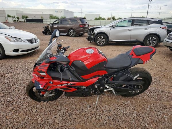 2023 BMW S 1000