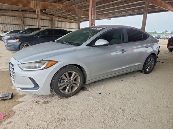 2022 HYUNDAI ELANTRA