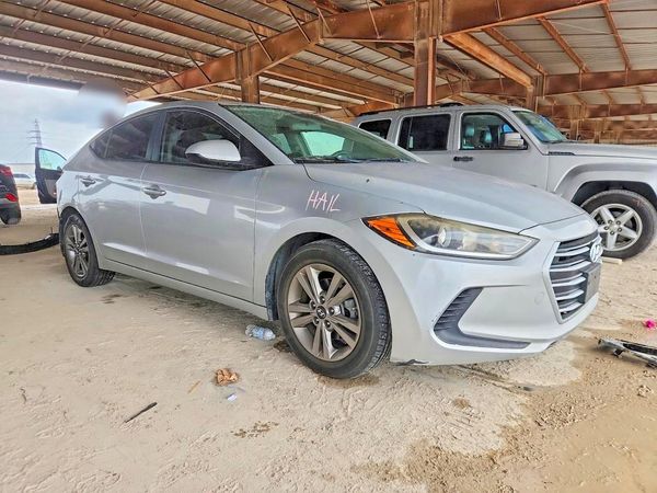 2022 HYUNDAI ELANTRA