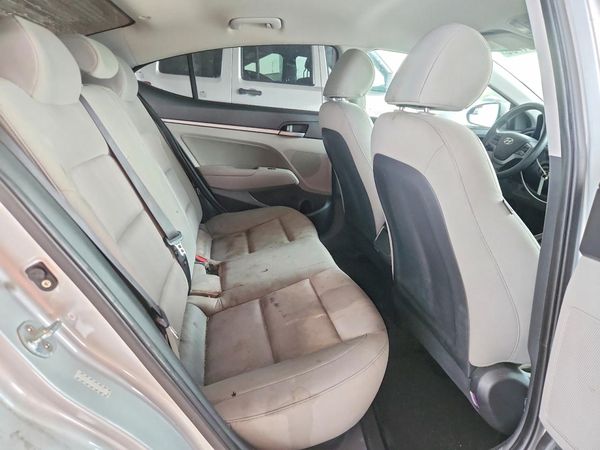 2022 HYUNDAI ELANTRA