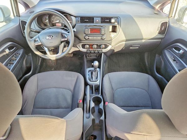 2013 KIA RIO LX