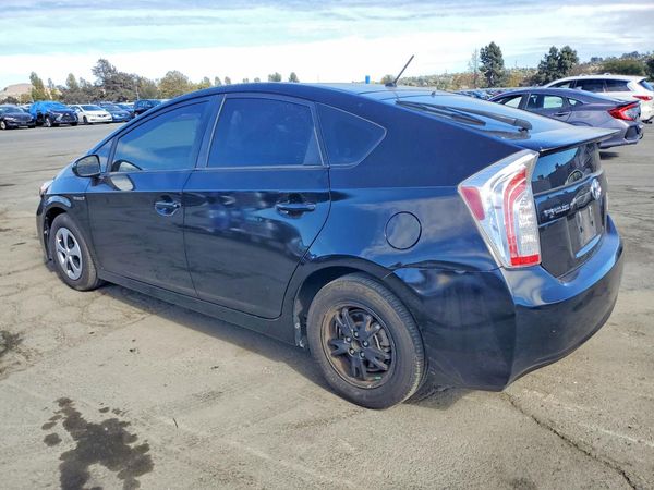 2015 TOYOTA PRIUS