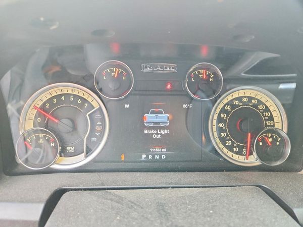 2018 RAM 1500 SLT CREW CAB 4X4