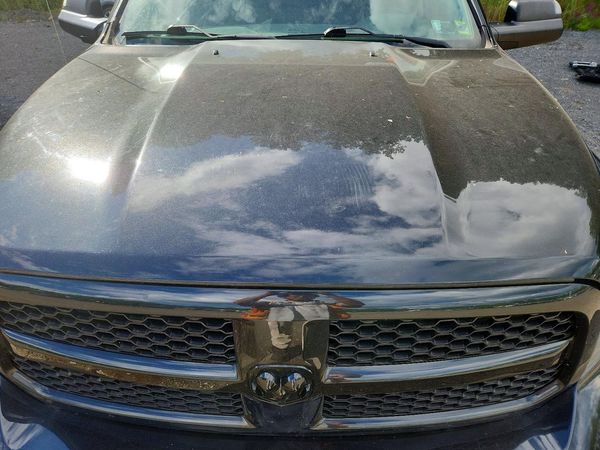 2018 RAM 1500 SLT CREW CAB 4X4