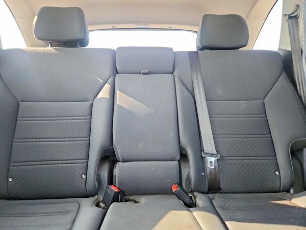2016 KIA SORENTO L / LX