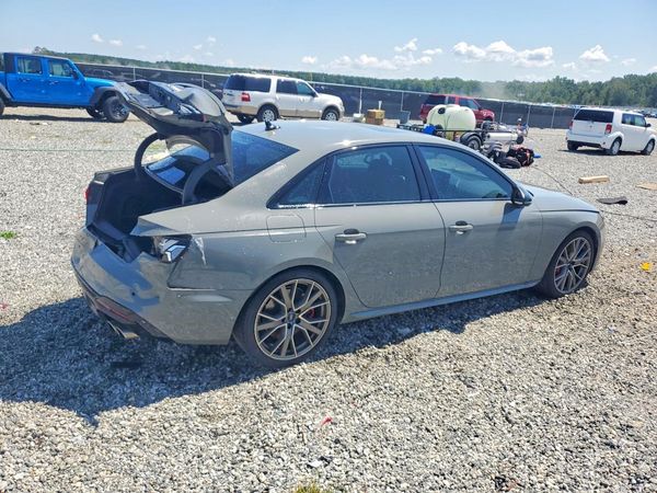 2021 AUDI S4