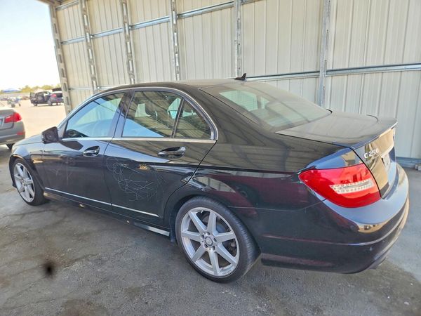 2013 MERCEDES-BENZ C C250